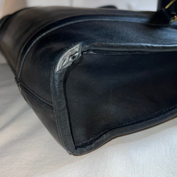 Vintage Coach Black Envelope Portfolio Briefcase Tote Bag With Brass Hardware - Picture 11 of 12